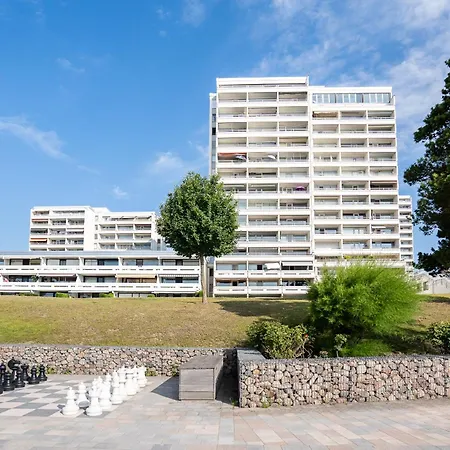App 15 - Strandlage * Sierksdorf